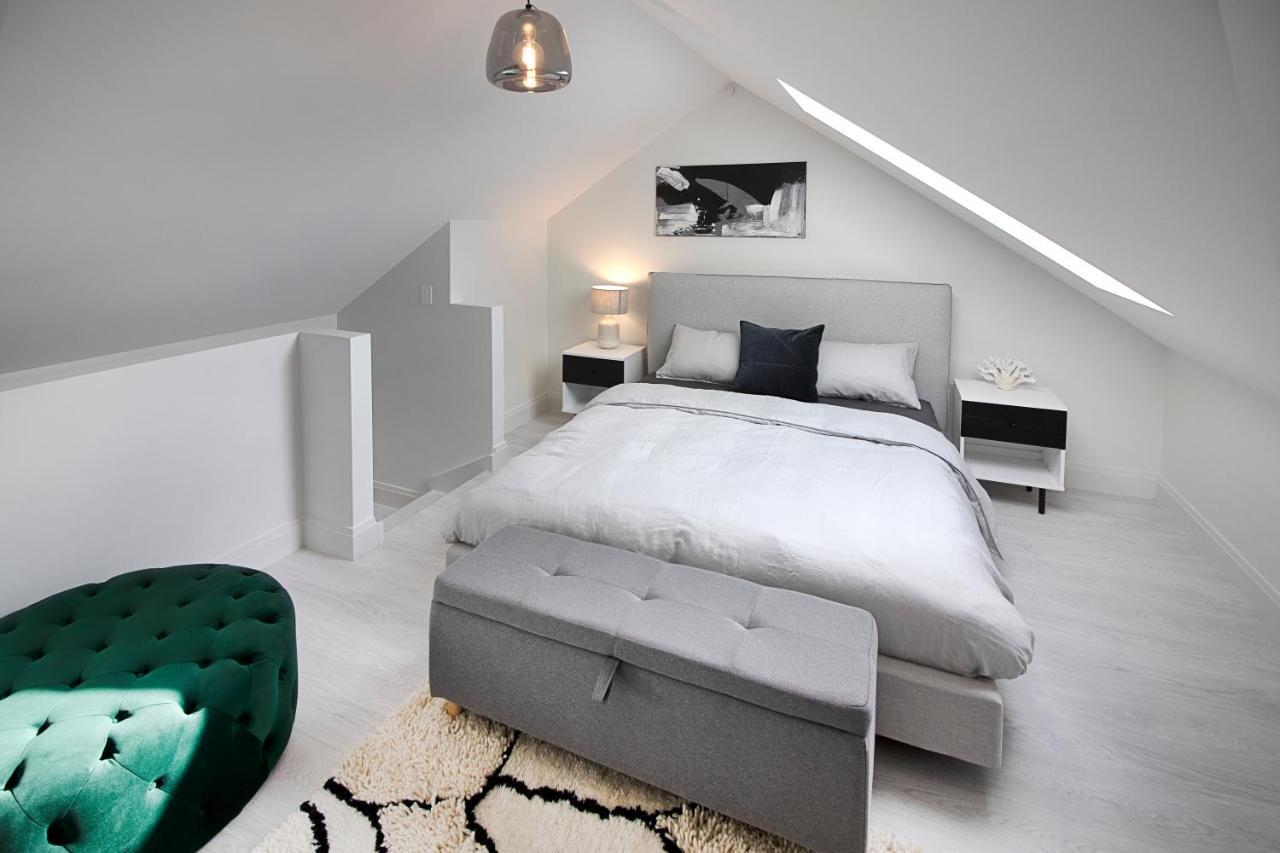Hillbrook - A Luxurious Guesthouse Ohauiti Bagian luar foto