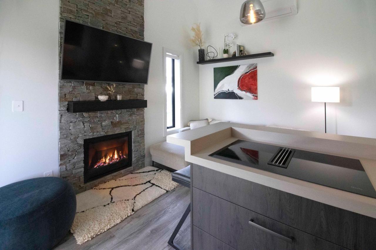 Hillbrook - A Luxurious Guesthouse Ohauiti Bagian luar foto